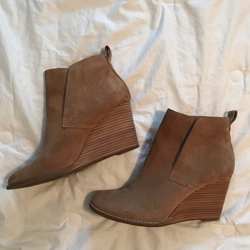 Women’s Lucky Brand Yimme Wedge Bootie